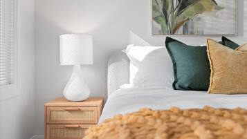 3 quartos, ferros/tábuas de passar roupa, Wi-Fi, roupa de cama