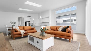 TV, offices