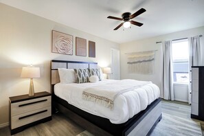 5 bedrooms, desk, iron/ironing board, free WiFi