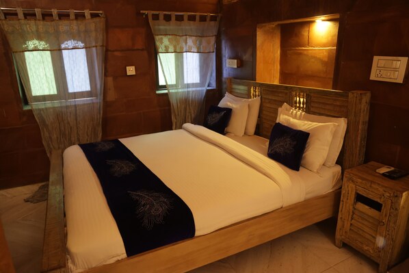 Presidential Suite, Courtyard View