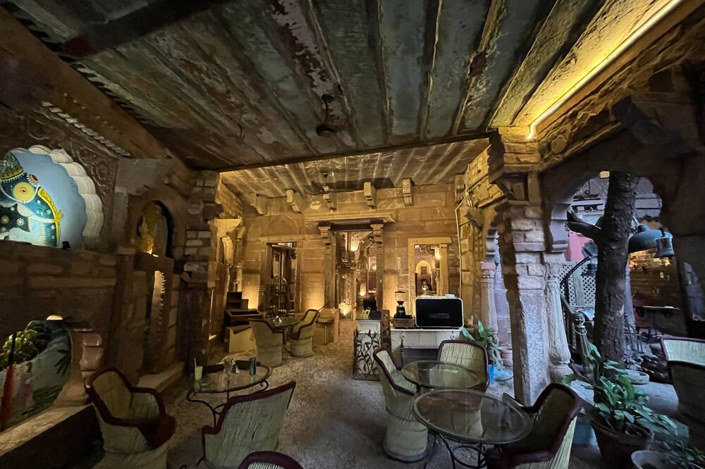 Jhankar Haveli