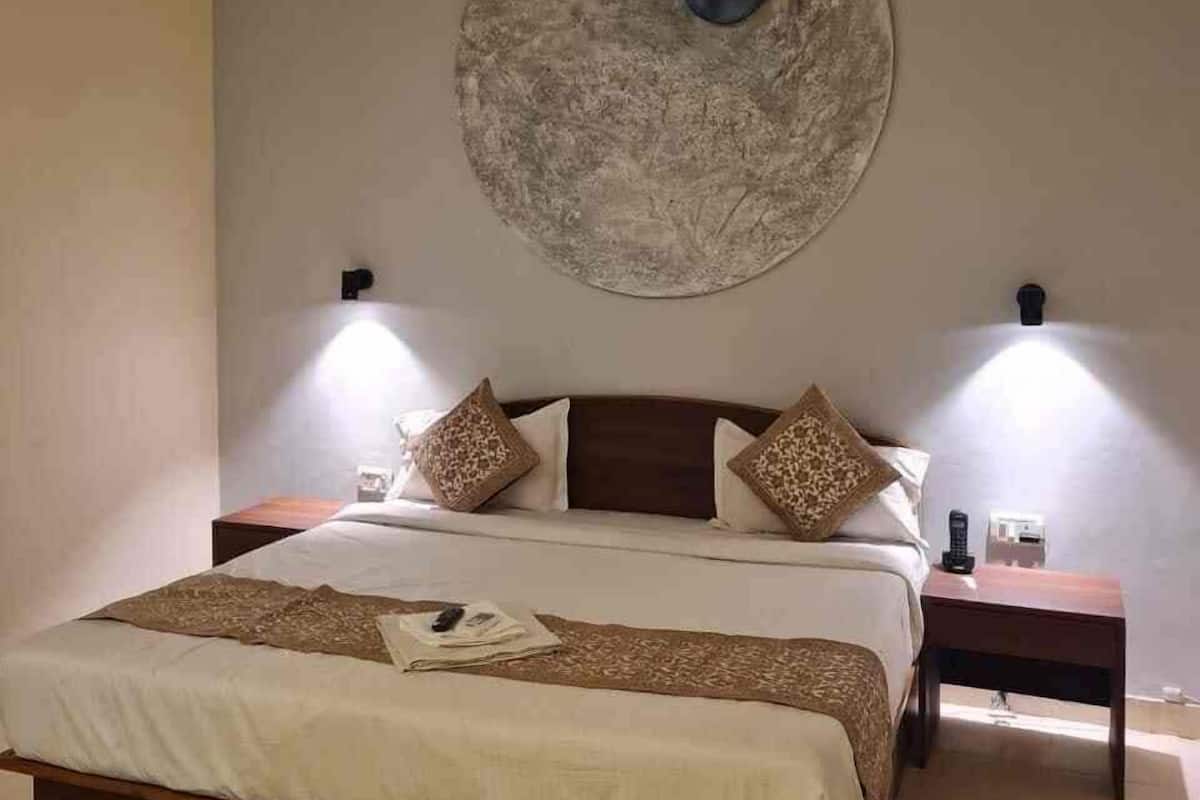 Deluxe Double Room, City View