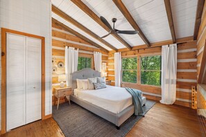 3 bedrooms, desk, free WiFi