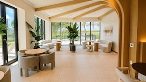 Unclassified image, 3 of 23, button - Luxury Beachside Oasis (Miami Beach)