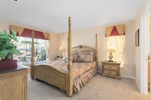 4 habitaciones, tabla de planchar con plancha, wifi y ropa de cama 