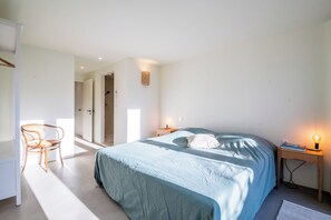 5 bedrooms, iron/ironing board, travel crib, free WiFi - Villa with private pool, garden, breathtaking views and full airco / wifi (Malaucène)