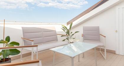 Sea soul apartment, cozy and bright oasis by the sea