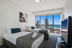 4 chambres, fer et planche à repasser, Wi-Fi, literie fournie