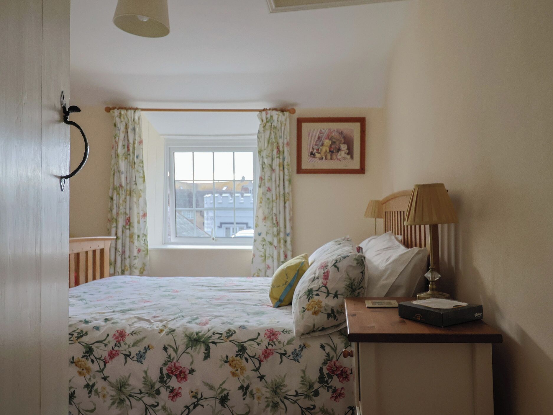 2 bedrooms, individually decorated, individually furnished, free WiFi