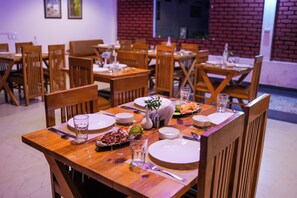 Restaurant - Corbett Jungle Resort (Ramnagar)