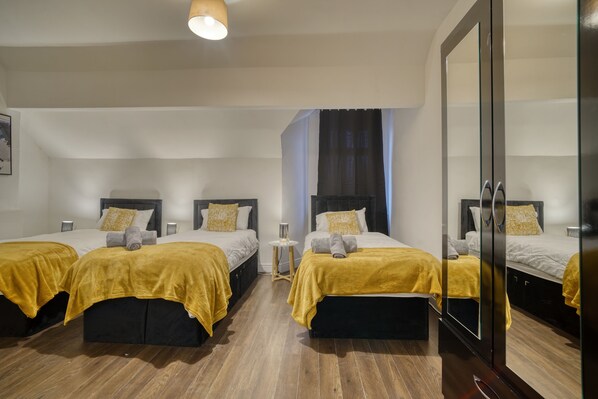 3 habitaciones, wifi gratis y ropa de cama