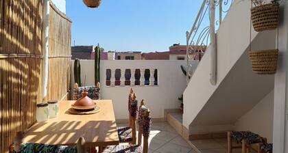 Rooftop 360, Bright, Beldi chic. Sleeps 2 to 6