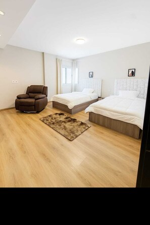 3 bedrooms, iron/ironing board, WiFi, bed sheets - luxury apartment cfc with prime location spacious layout,modern design (Cairo Governorate)