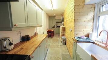 Fridge, microwave, oven, toaster