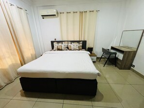 Apartment, 2 Bedrooms, Non Smoking, Kitchen