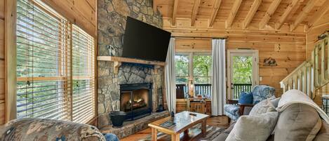 TV, fireplace