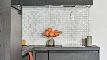 Apartamento urbano, 1 cama de casal, para não fumantes, vista para a cidade | Cozinha privada | Máquina de café expresso, cafeteira/chaleira, chaleira elétrica