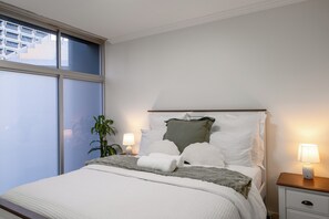 2 bedrooms, iron/ironing board, WiFi, bed sheets