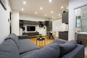 Living area - Sparano mood 170 - central cozy stay (Bari)