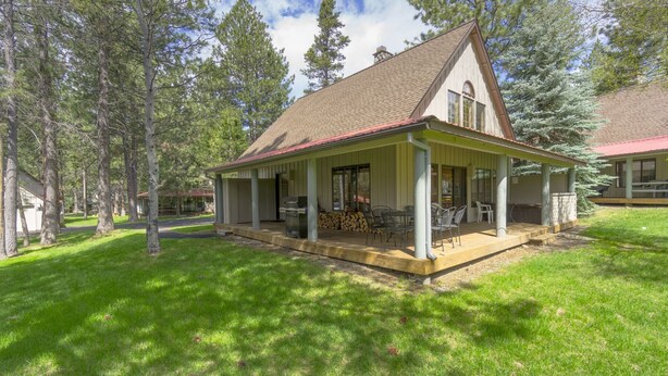 Exterior - Circle Four Condo 14 - Hot Tub, SHARC Passes, Community Pool (Sunriver)