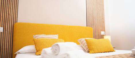 Laptop workspace, free WiFi