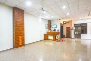 Reception - Fabhotel Rajhans (Gurugram)