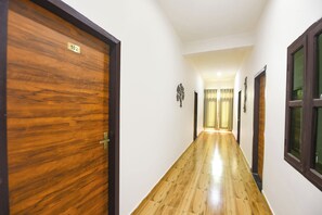 Lobby - Fabhotel Rajhans (Gurugram)