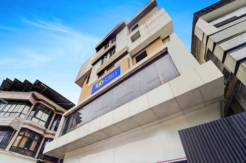 Fabhotel Holiday Park