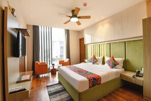 Habitación Premium | Sábanas de algodón egipcio, ropa de cama de alta calidad, caja fuerte