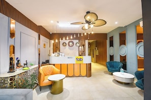Reception - Fabhotel Elbeso (Dera Bassi)
