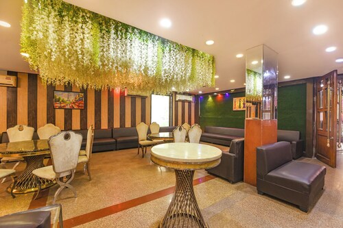 Fabhotel Grand Highway