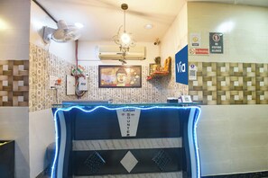 Reception - Fabexpress The Heights (New Delhi)