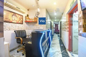 Reception - Fabexpress The Heights (New Delhi)