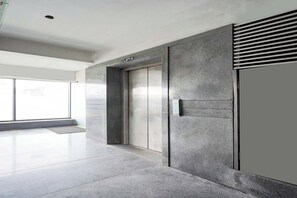 Elevator