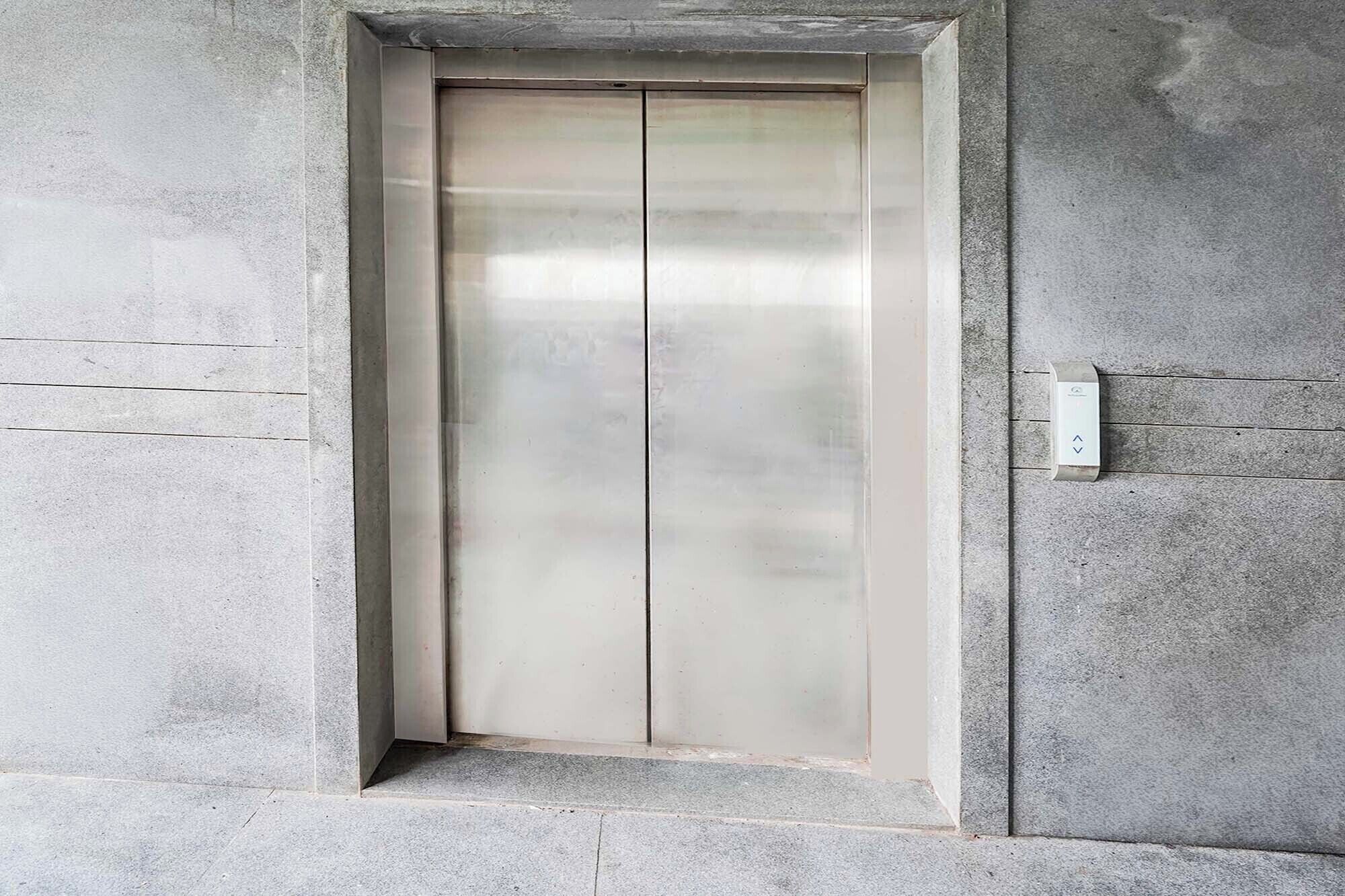 Elevator