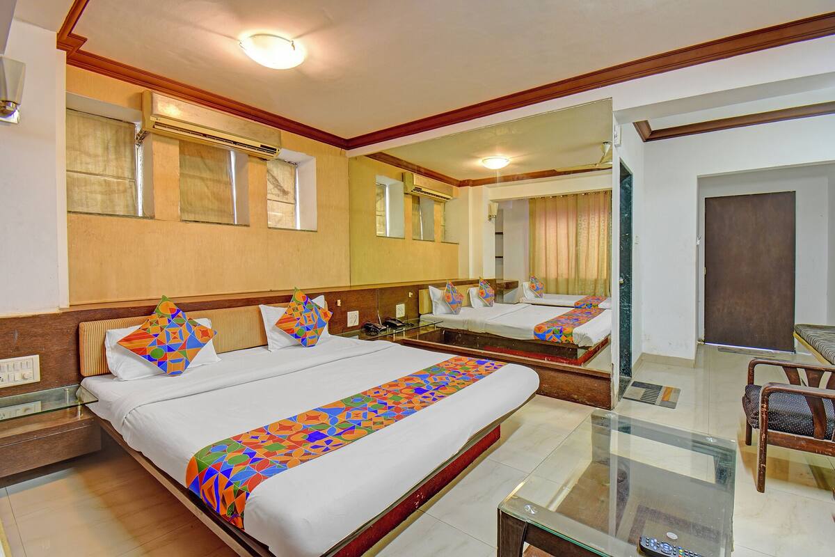 Family Room | Egyptian cotton sheets, premium bedding, in-room safe, free WiFi