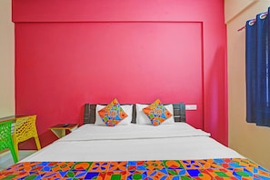 Deluxe Room | Egyptian cotton sheets, premium bedding, in-room safe, free WiFi - Fabhotel Slv Suites (Bangalore)