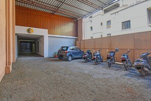 Free self parking