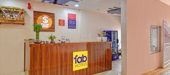 Fabhotel Stay Inn Lodge