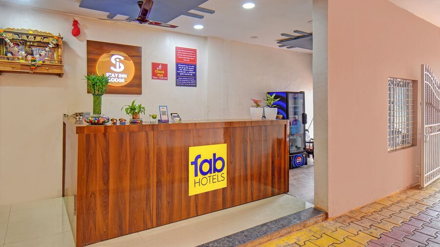 Fabhotel Stay Inn Lodge
