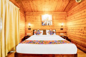Premium Room | Egyptian cotton sheets, premium bedding, minibar, in-room safe