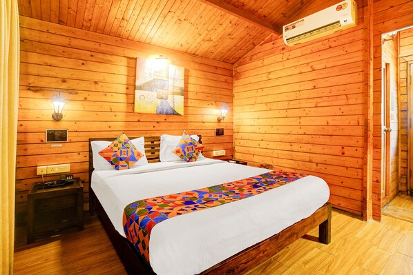 Egyptian cotton sheets, premium bedding, minibar, in-room safe - Fabhotel Tranquility Cottage Resort (Calangute)
