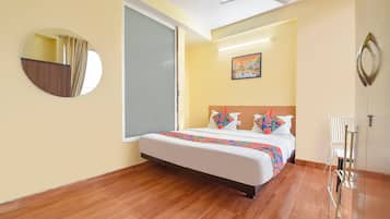 Egyptian cotton sheets, premium bedding, in-room safe, free WiFi