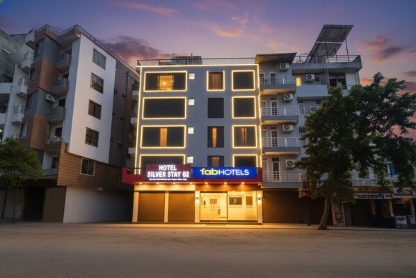 Ngoại thất