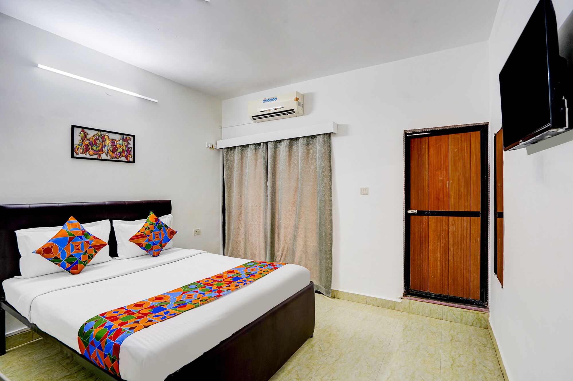 ผ้าปูที่นอนฝ้ายอียิปต์, เครื่องนอนระดับพรีเมียม, ตู้นิรภัยในห้องพัก