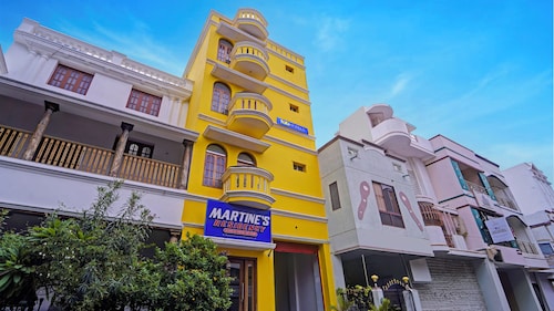 Fabhotel Martine’S Residency