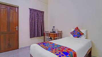 Egyptian cotton sheets, premium bedding, in-room safe, free WiFi