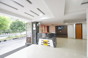 Reception - FabHotel Celebration Home New Delhi (New Delhi)