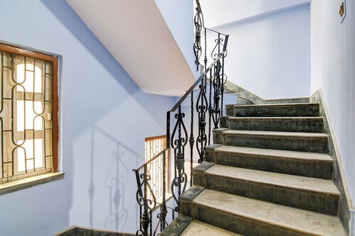 Fabhotel Vedsri
