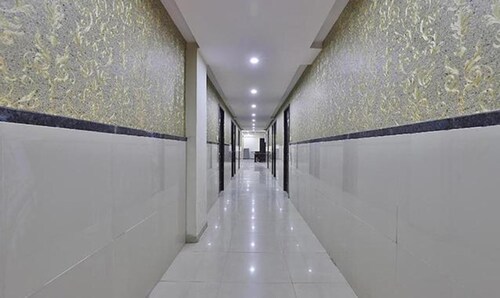 Fabhotel Infinity Rooms & Banquet